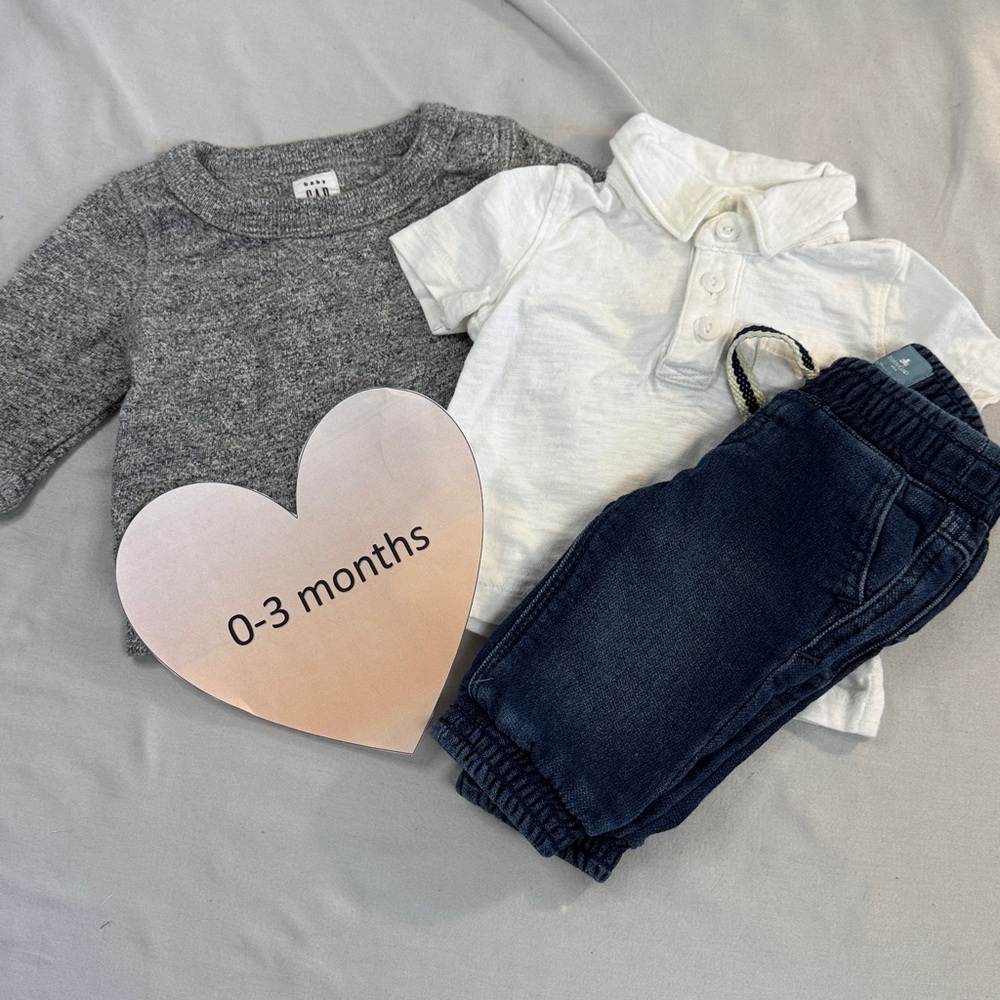 GAP - Stylish Blue Kids Jogger denim Pants, polo shirt, sweater. 3 piece set